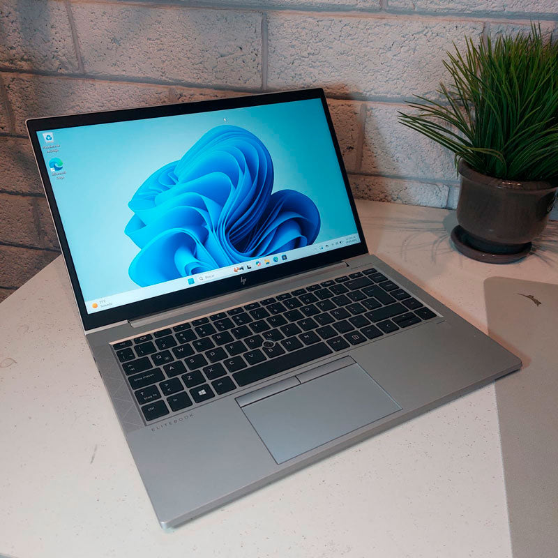 Laptop HP Elitebook 830 G7