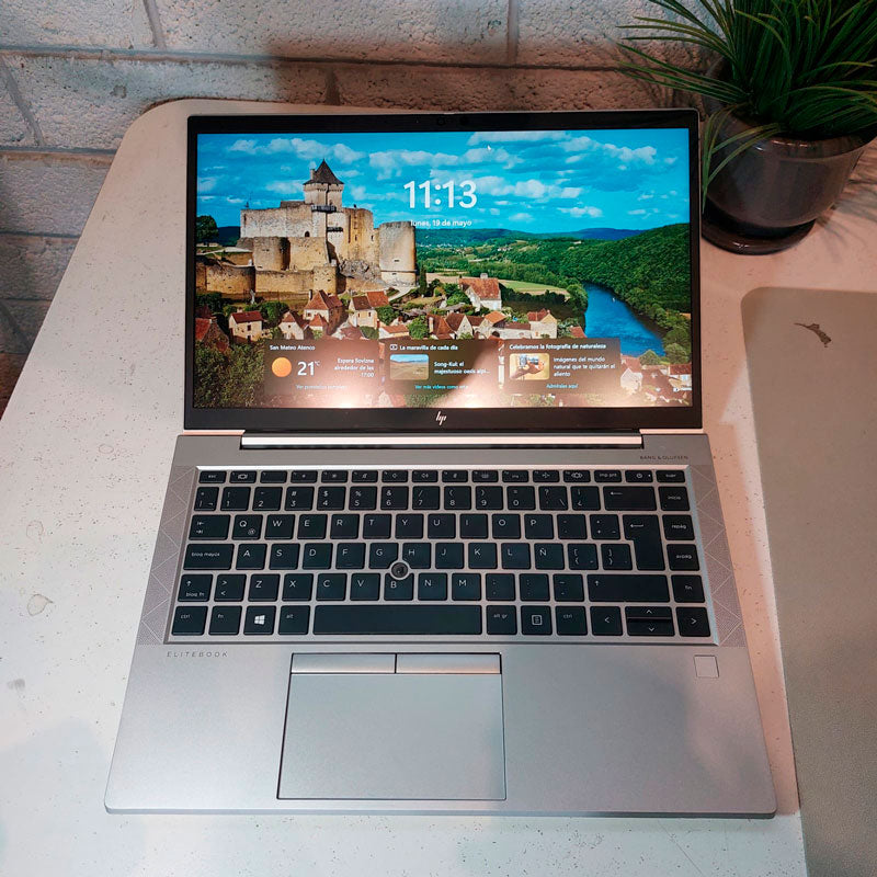 Laptop HP Elitebook 830 G7