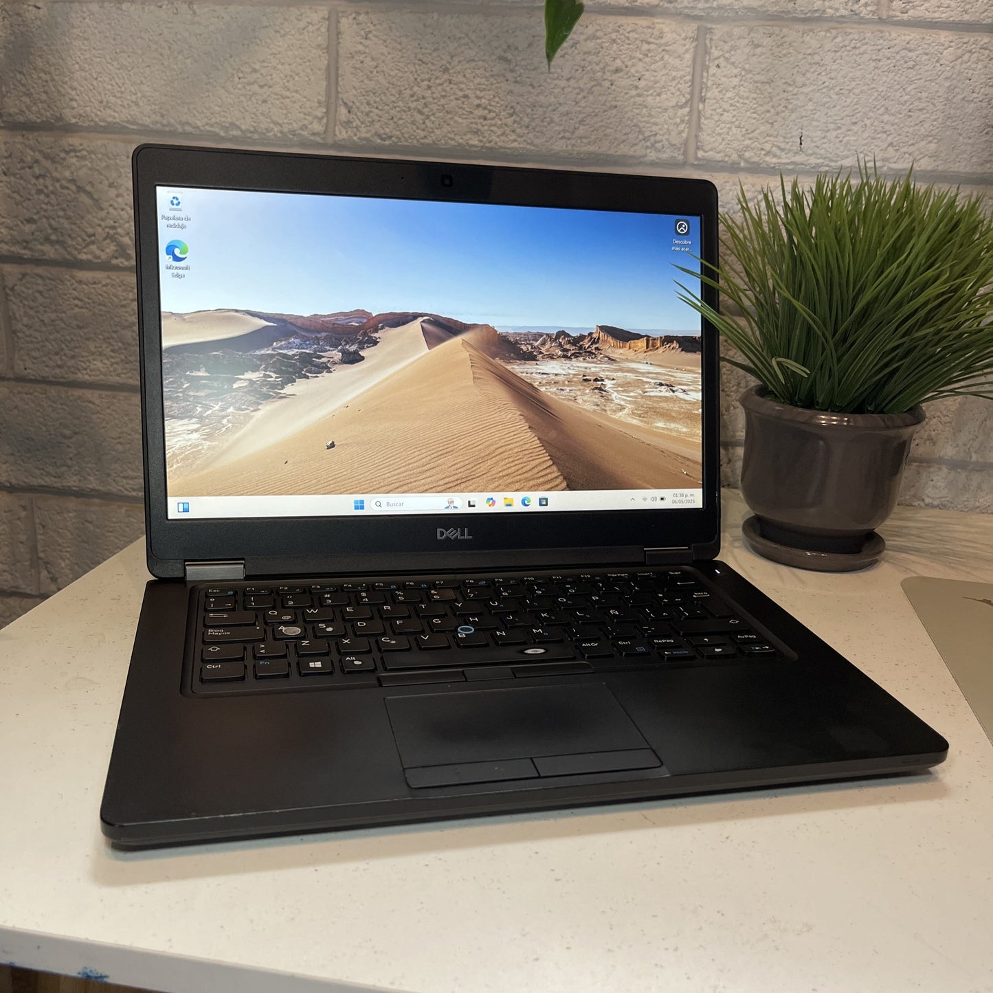 Laptop DELL Latitude 5490