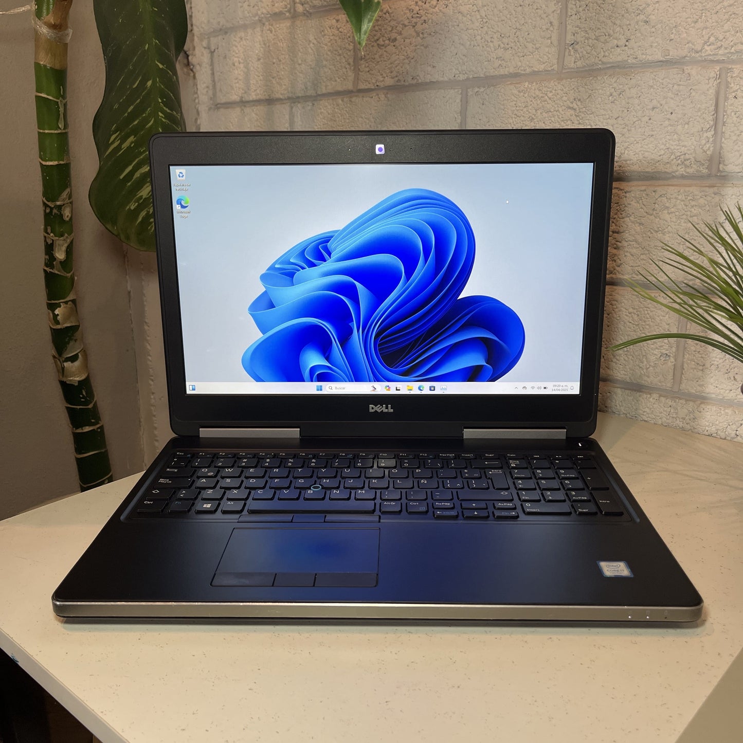 Laptop Workstation DELL Precision 7520