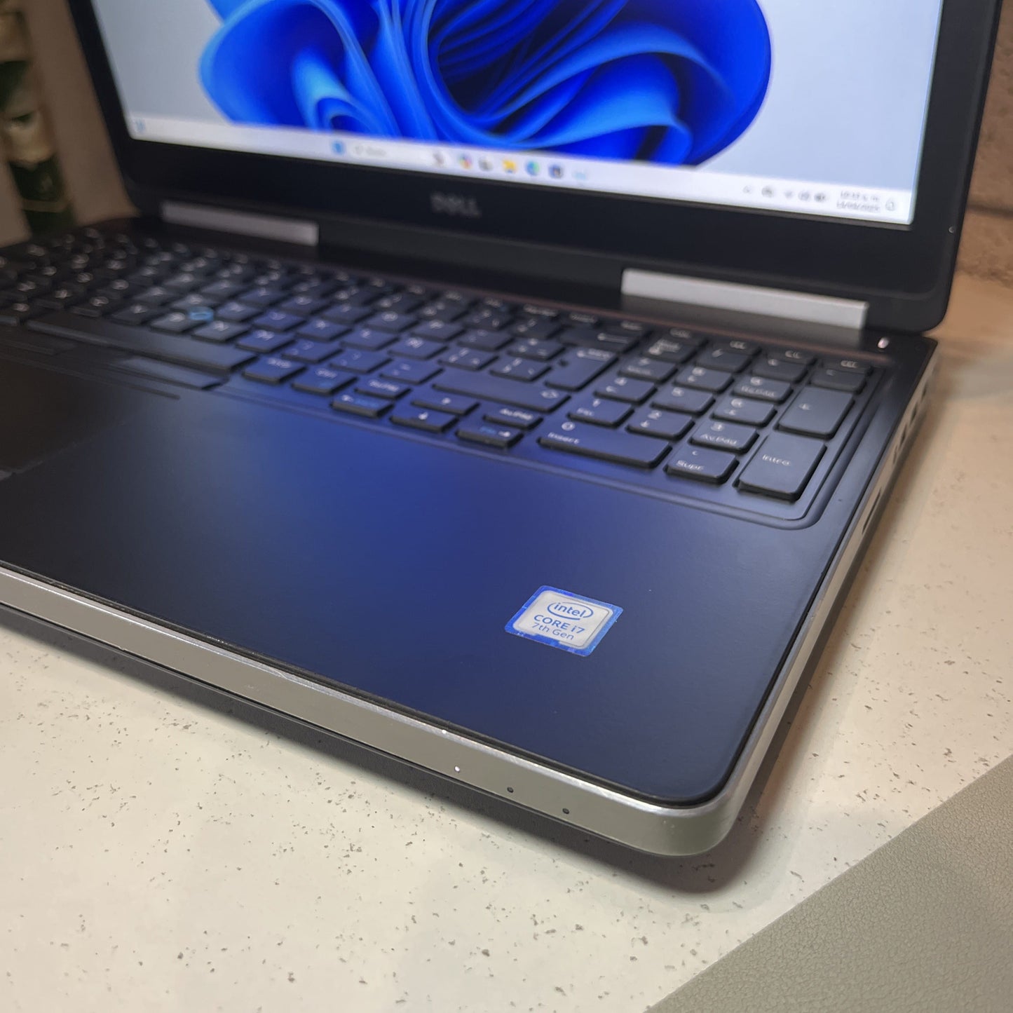 Laptop Workstation DELL Precision 7520