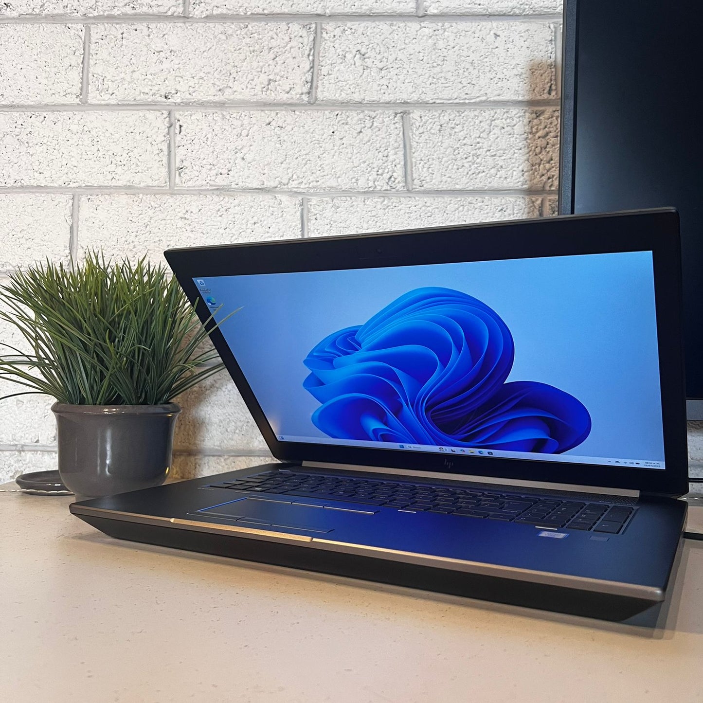 Laptop HP ZBook FURY G7