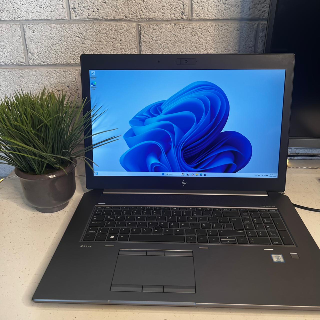Laptop HP ZBook FURY G7