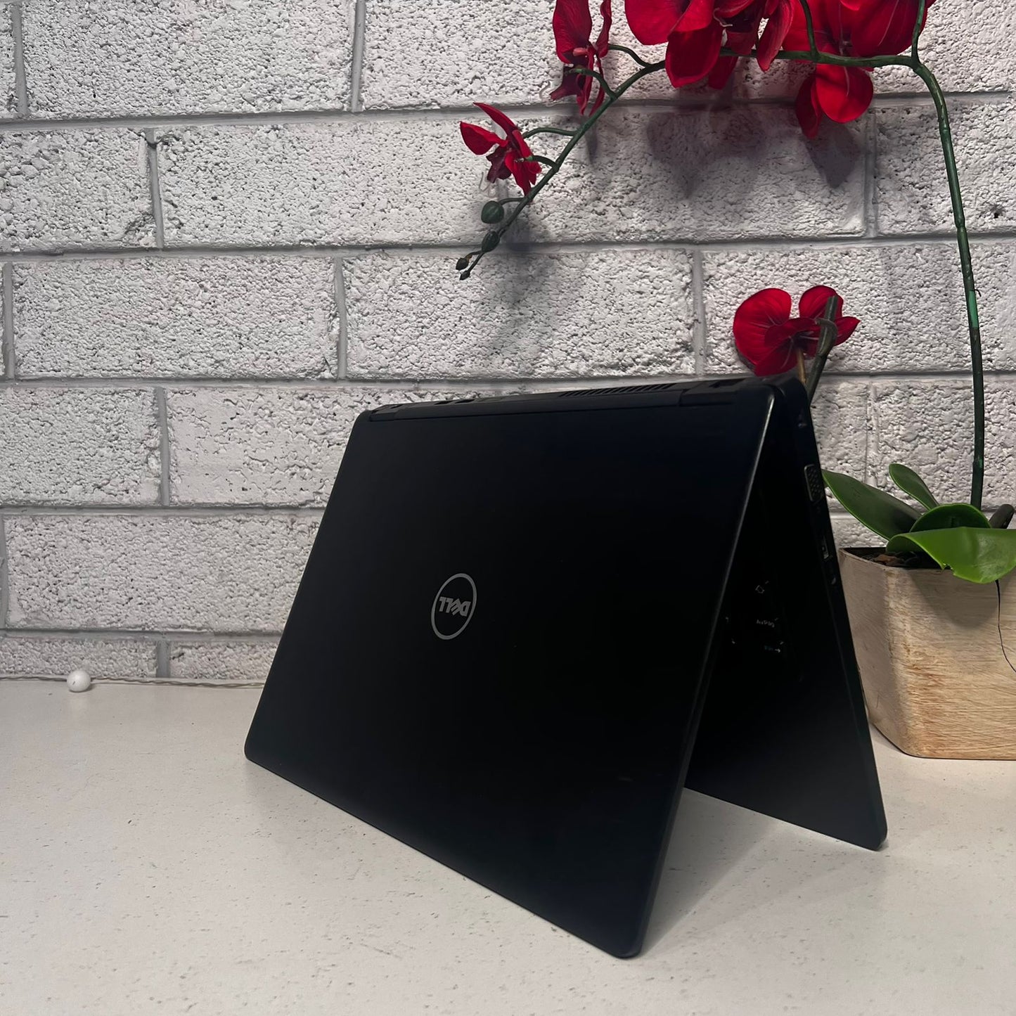 Laptop DELL Latitude 5480