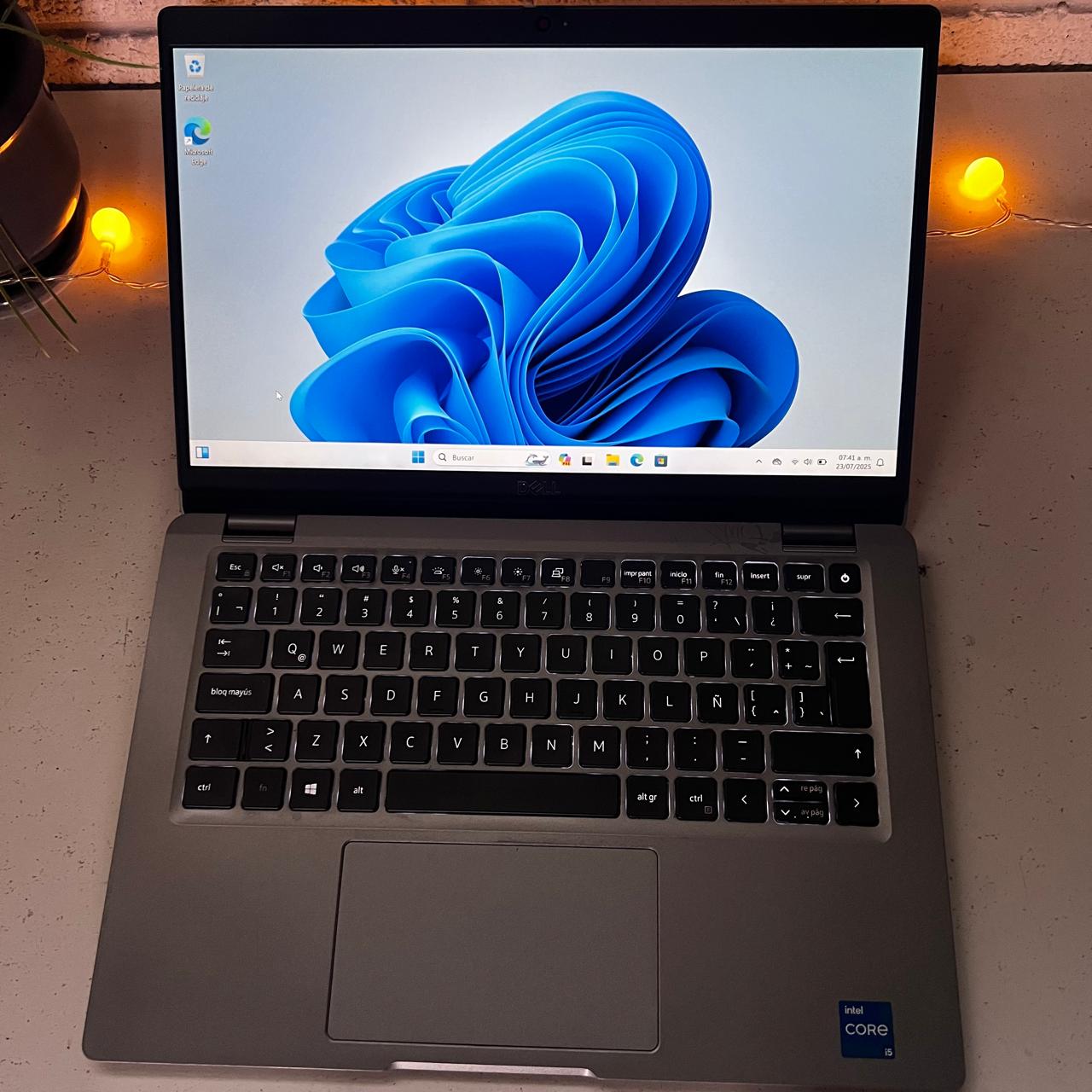Laptop DELL Latitude 5320