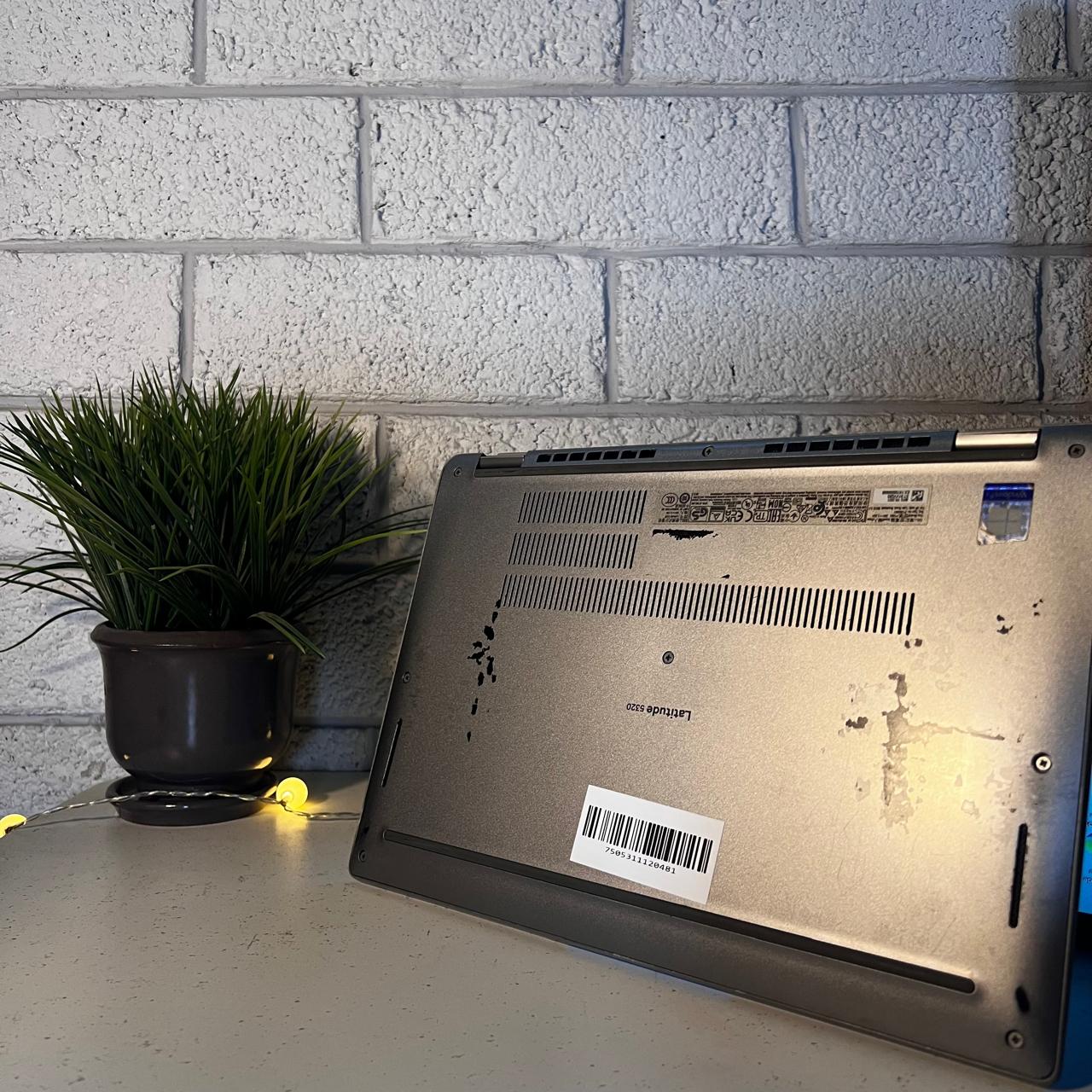 Laptop DELL Latitude 5320