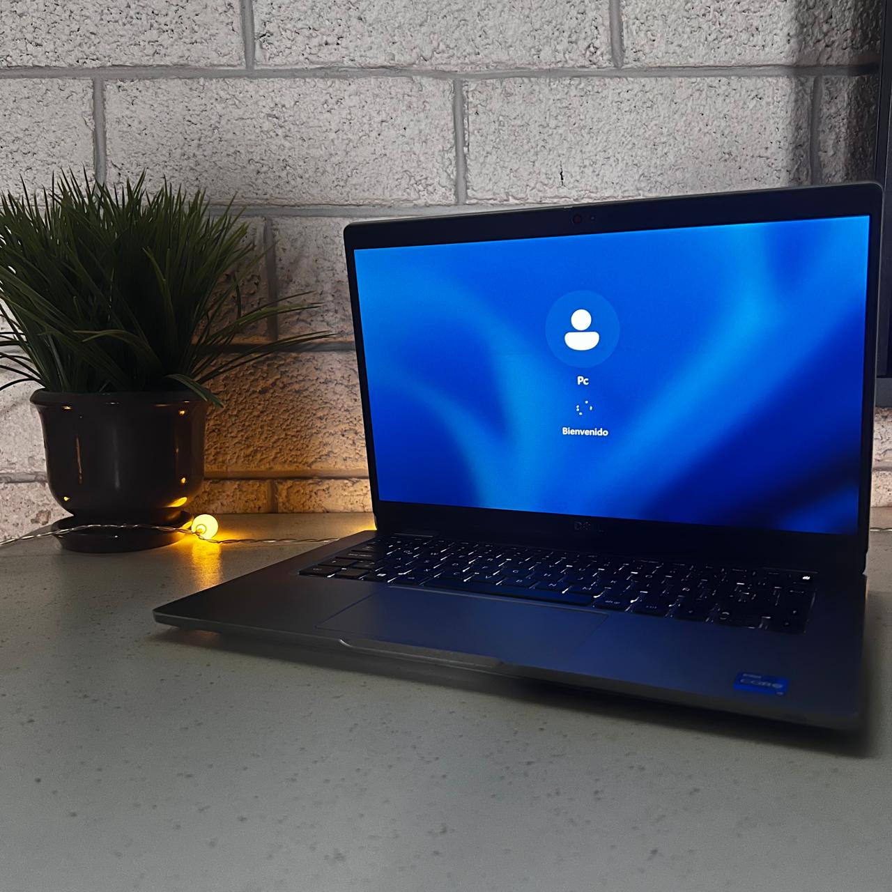 Laptop DELL Latitude 5320
