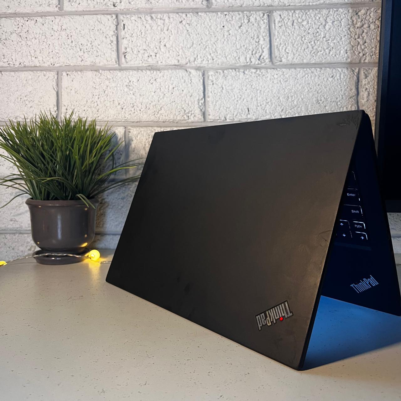 Laptop Lenovo ThinkPad T14