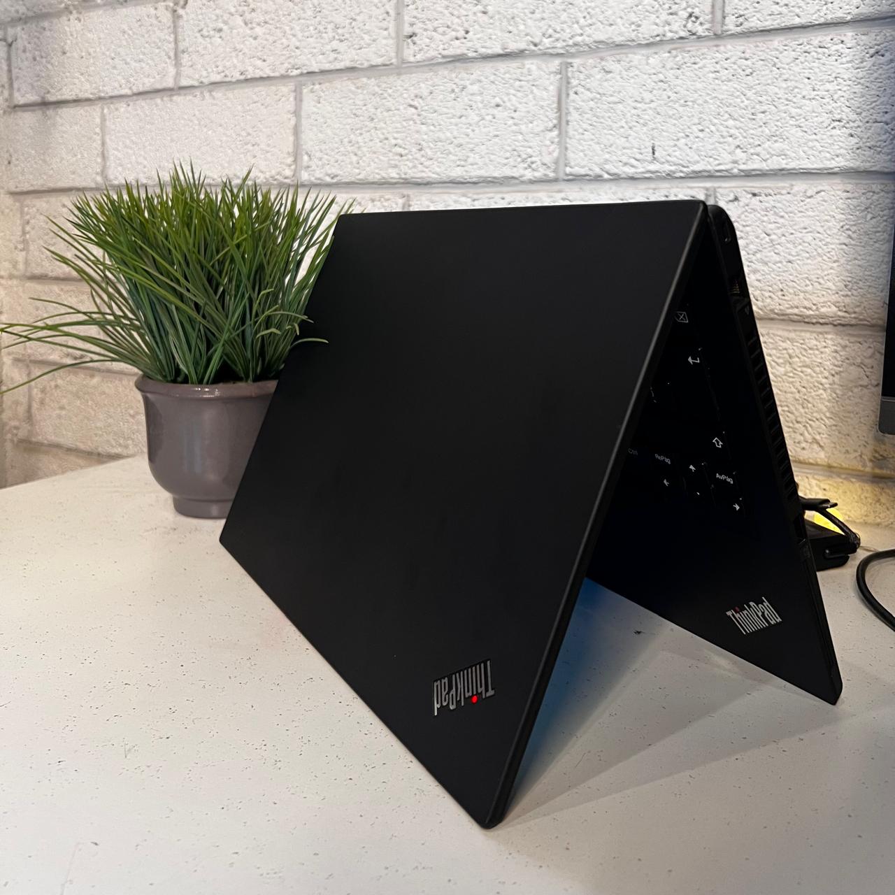 Laptop Lenovo ThinkPad T495