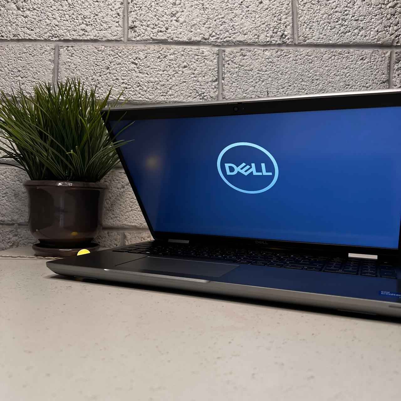 Laptop Workstation DELL Precision 3561