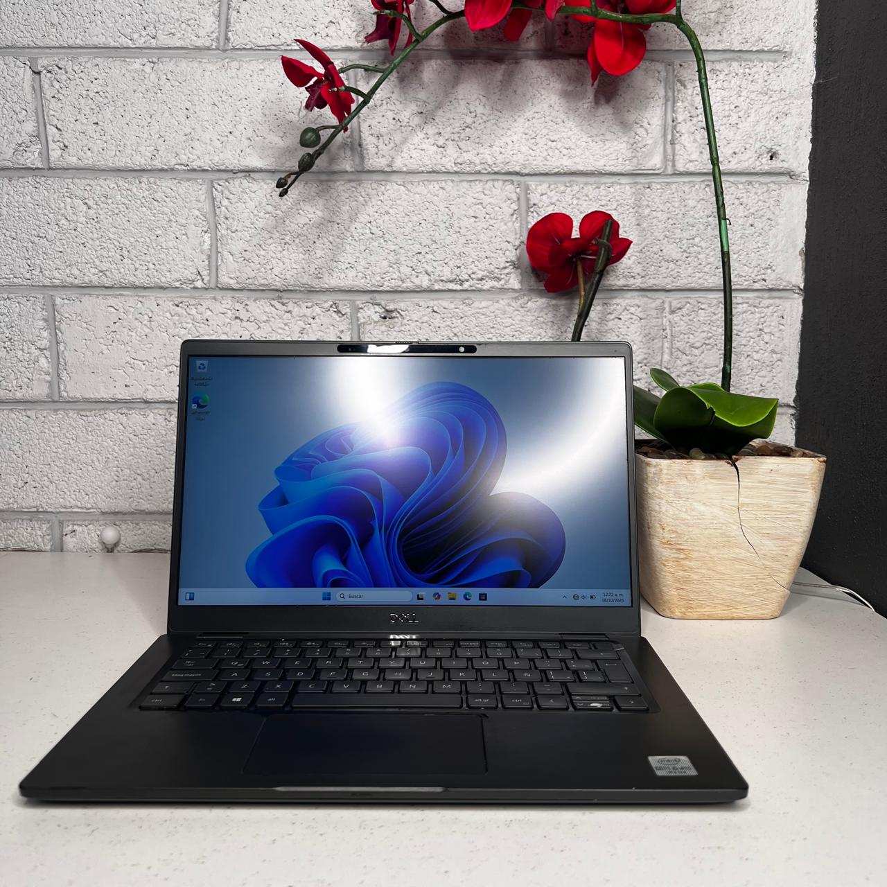 Laptop DELL Latitude 7310