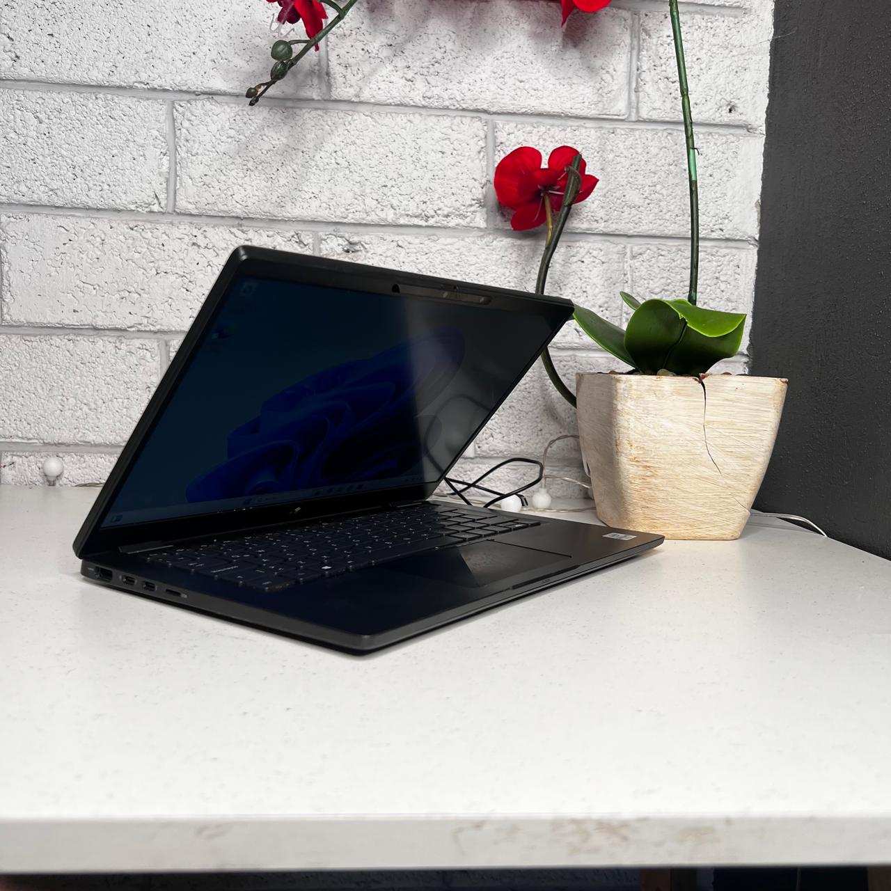 Laptop DELL Latitude 7310