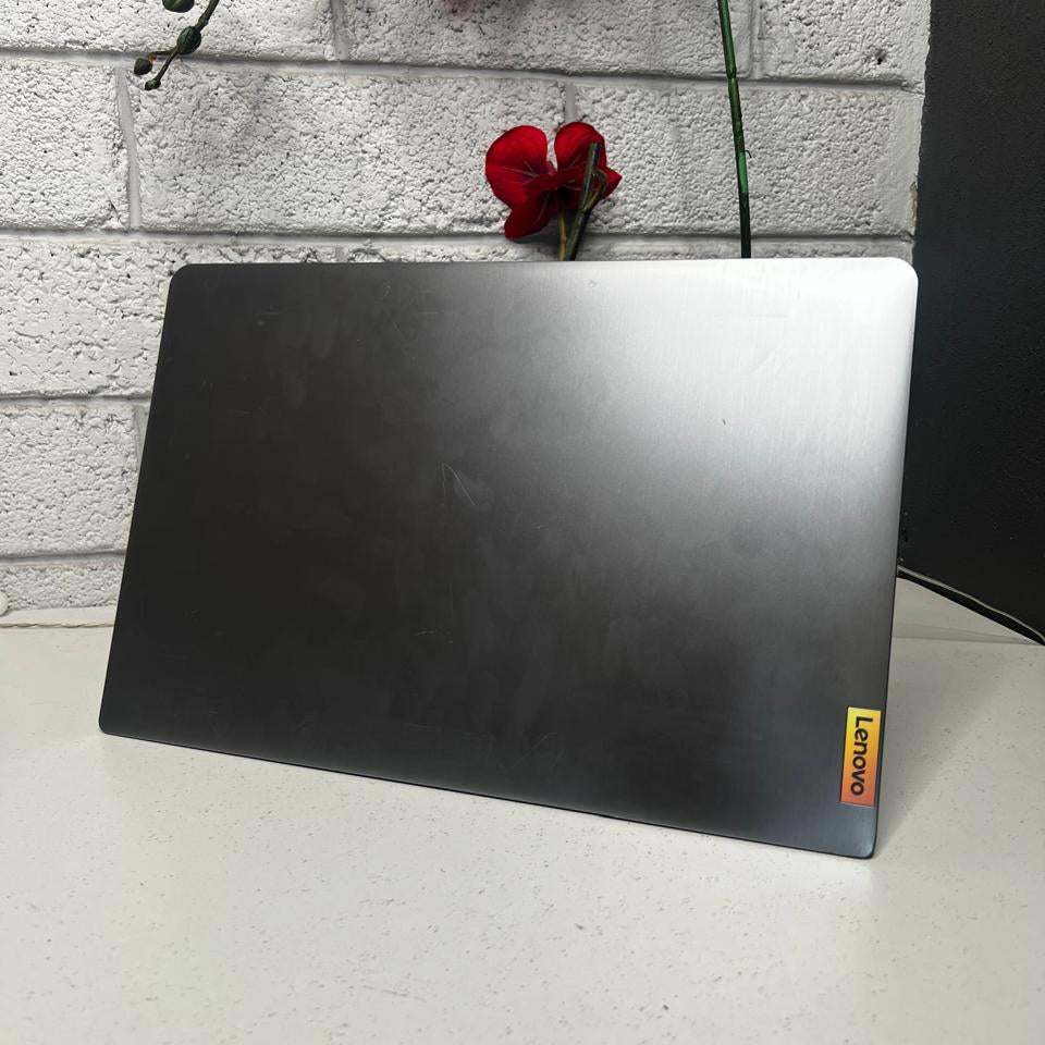 Laptop Lenovo IdeaPad 3