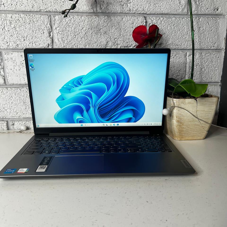 Laptop Lenovo IdeaPad 3