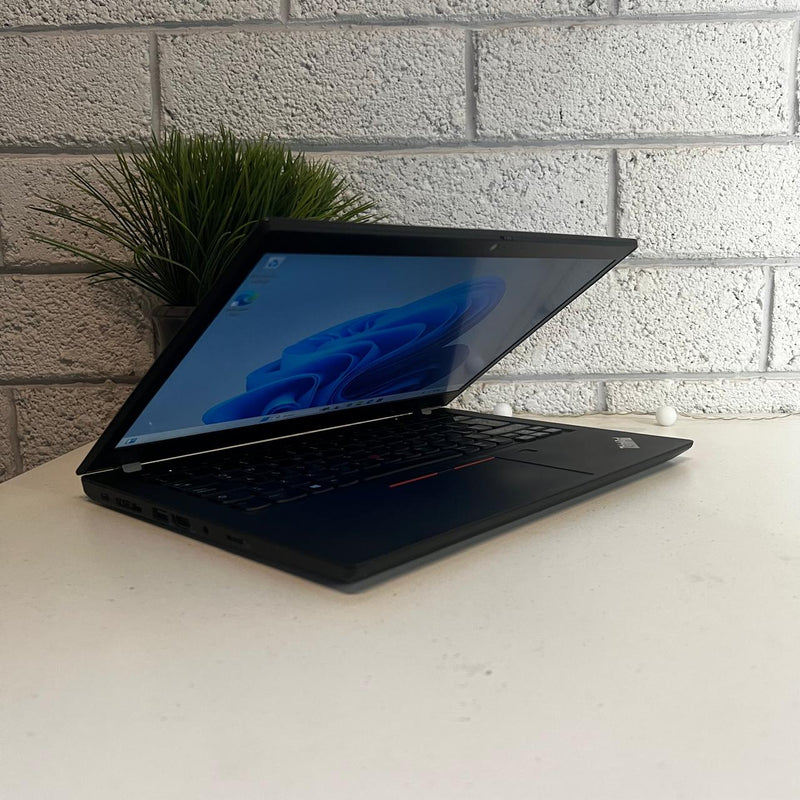 Lenovo Thinkpad T490