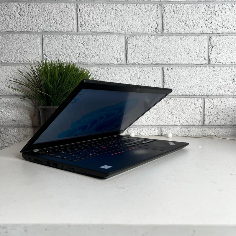 Lenovo Thinkpad T490