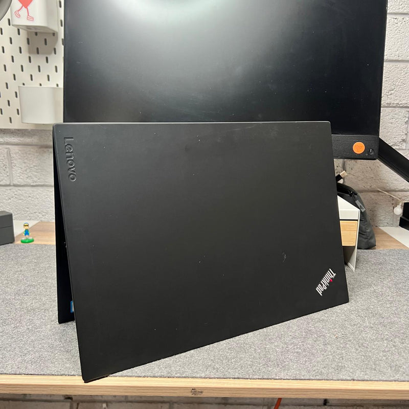 Workstation Lenovo Thinkpad P52s