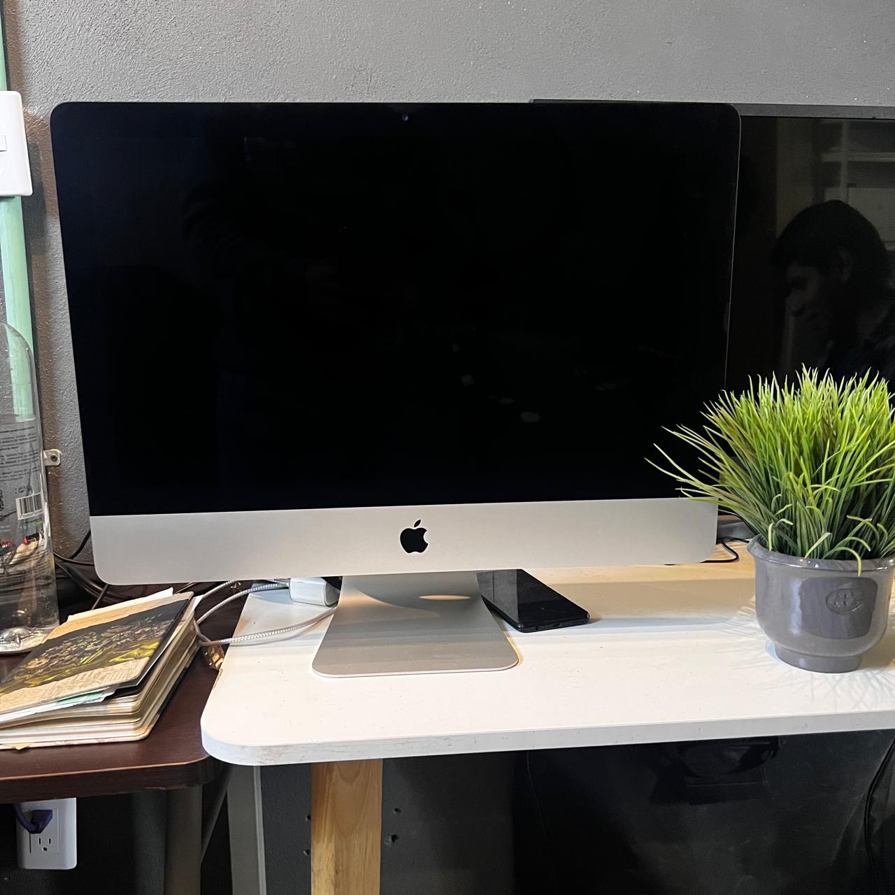 Apple iMac A2116