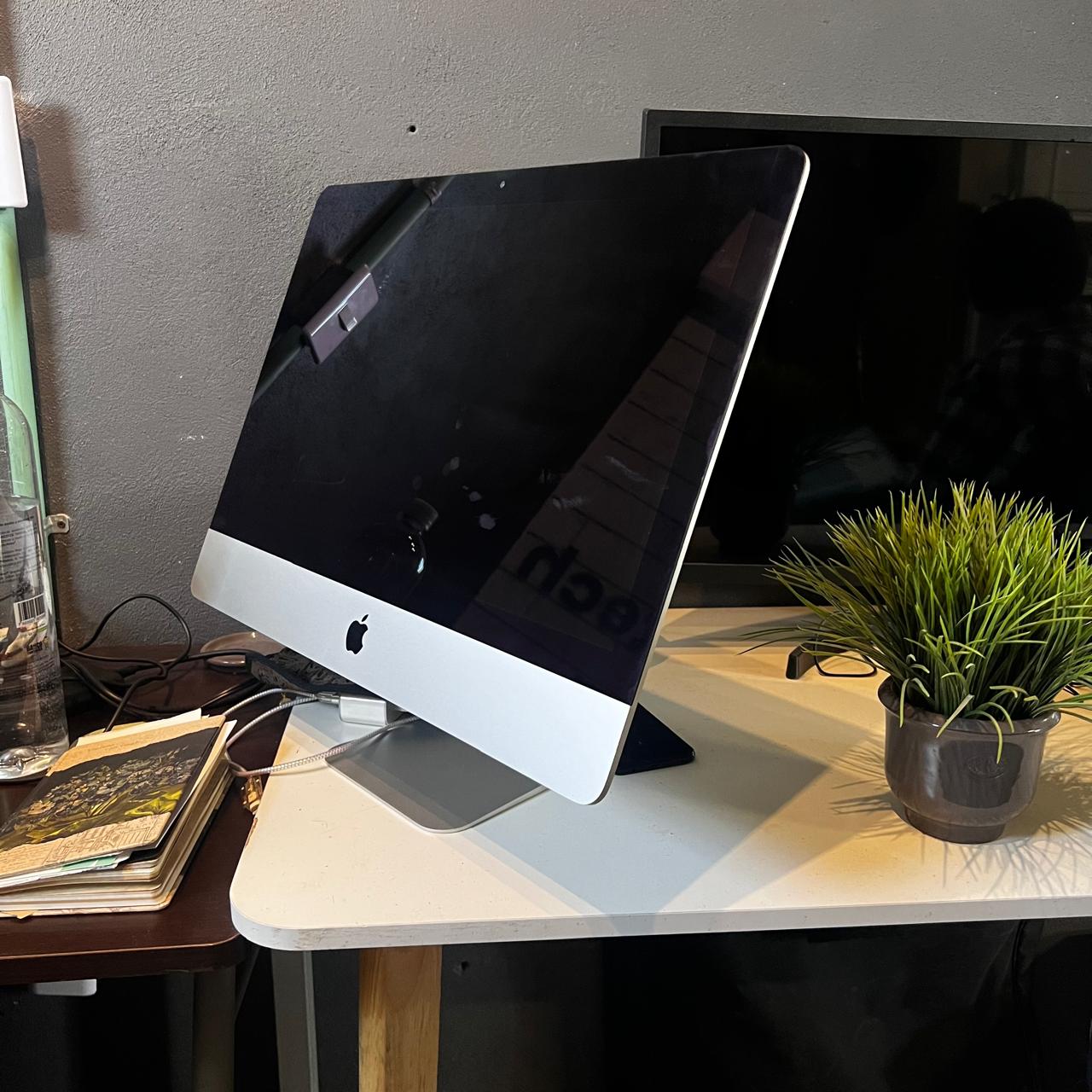 Apple iMac A2116