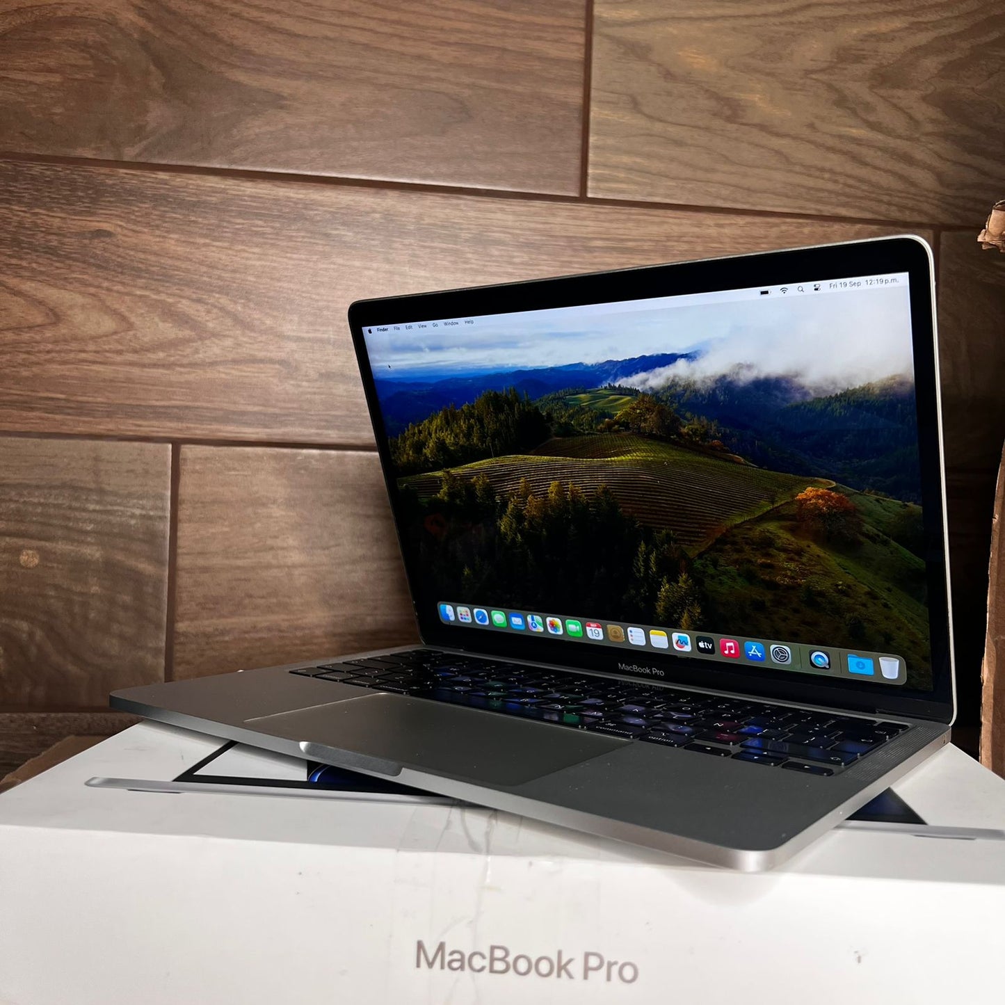 Apple Macbook Pro A2338 M1