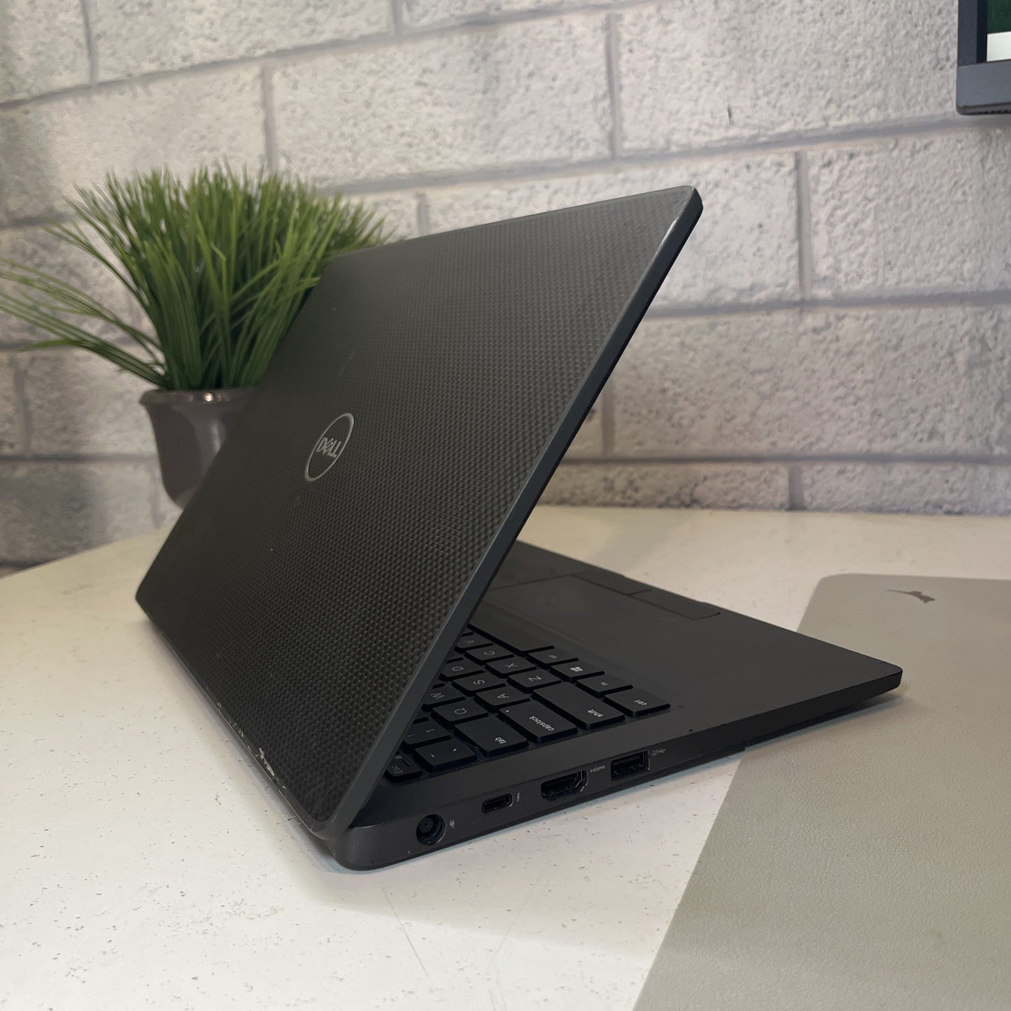 Laptop DELL Latitude 5490