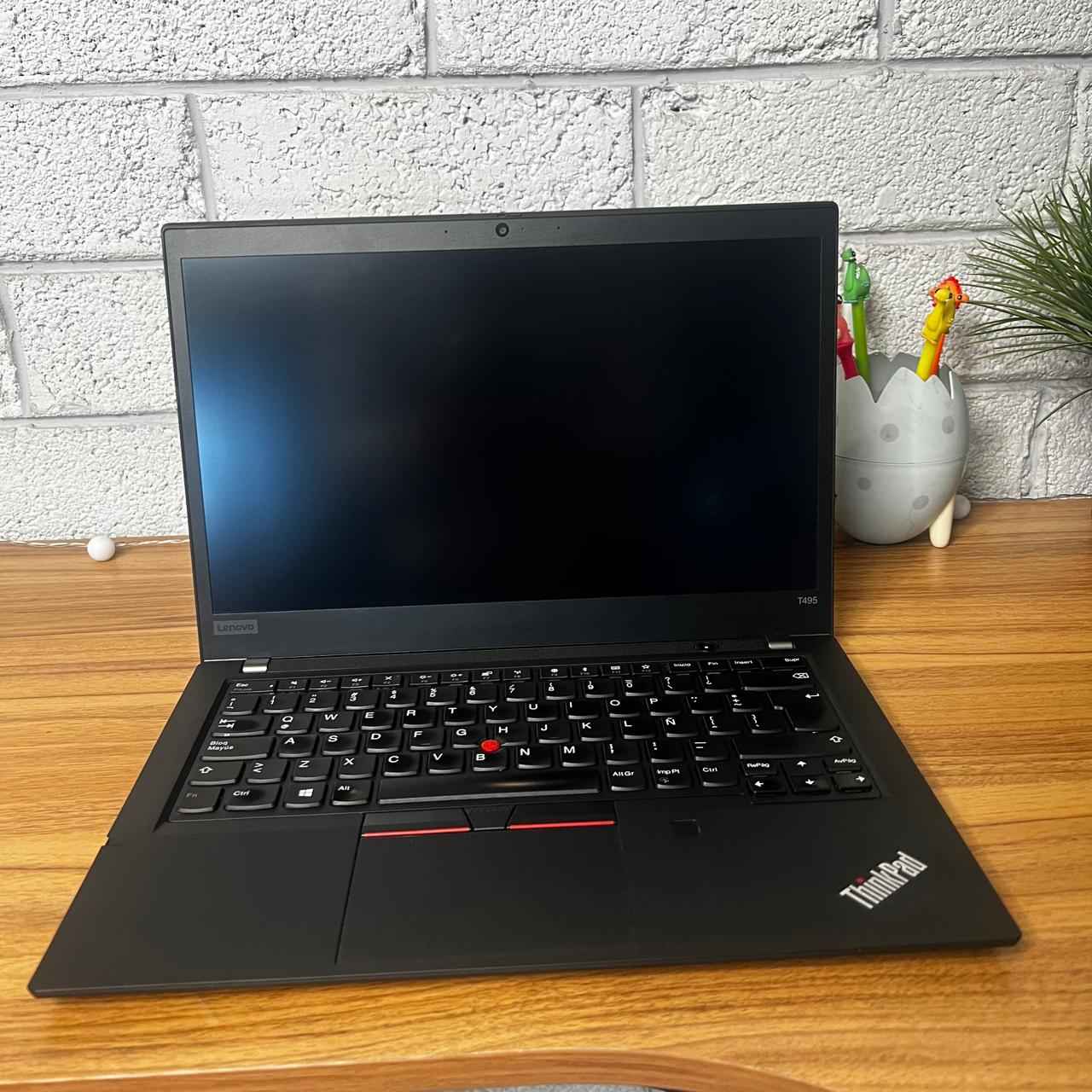 Laptop Lenvovo Thinkpad T495