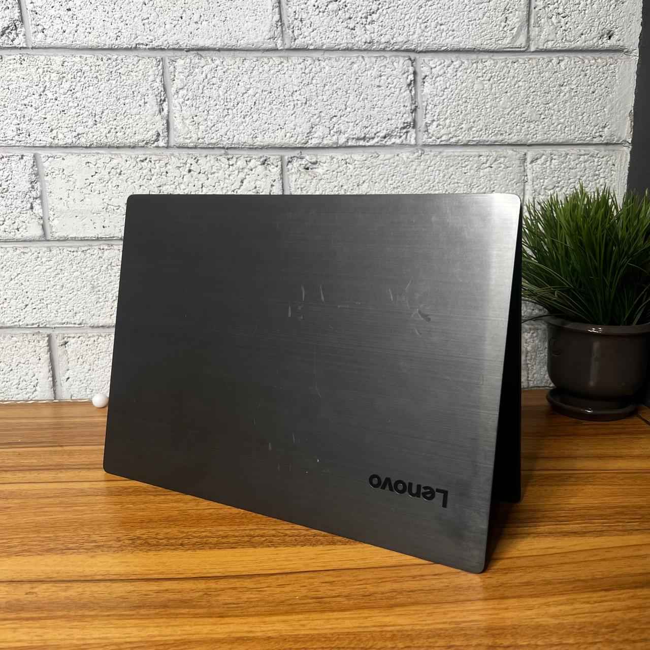 Laptop Lenovo V330 14