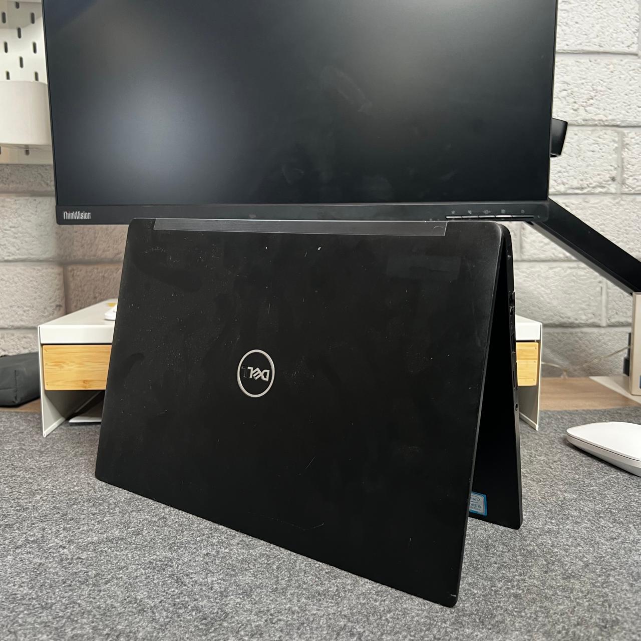 Laptop DELL Latitude 7390