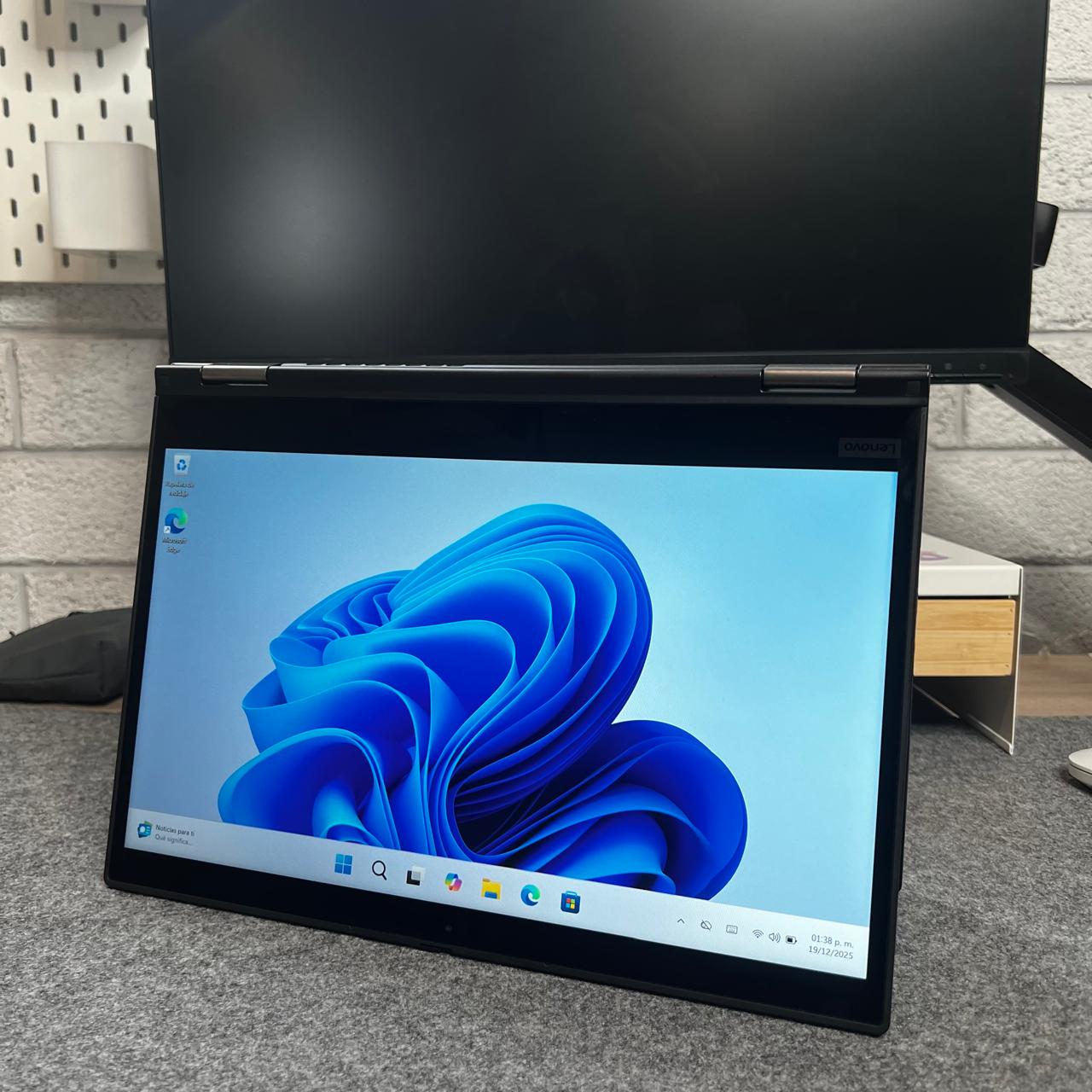 Laptop Lenovo Thinkpad X13 YOGA