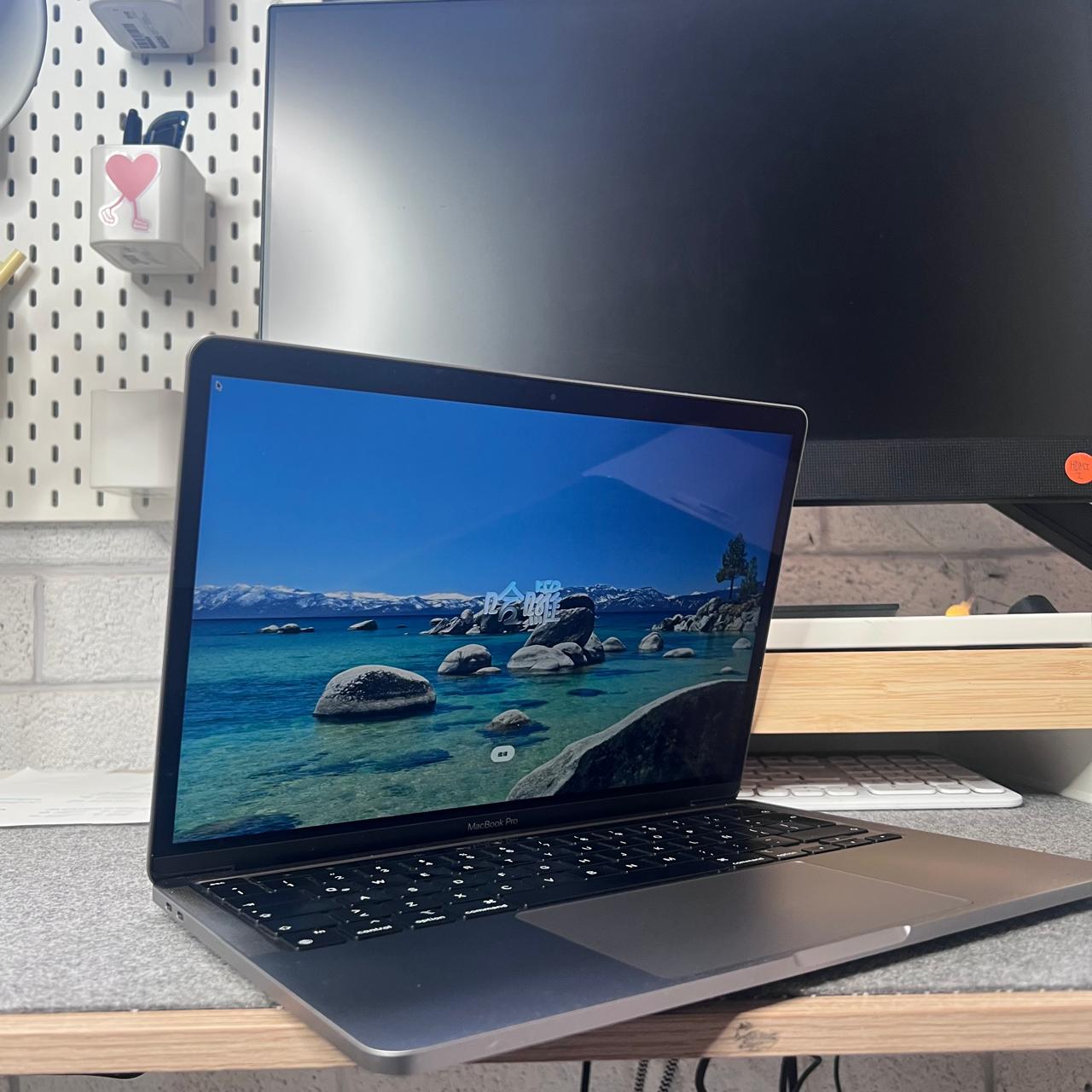 Macbook Pro A2338 Gris