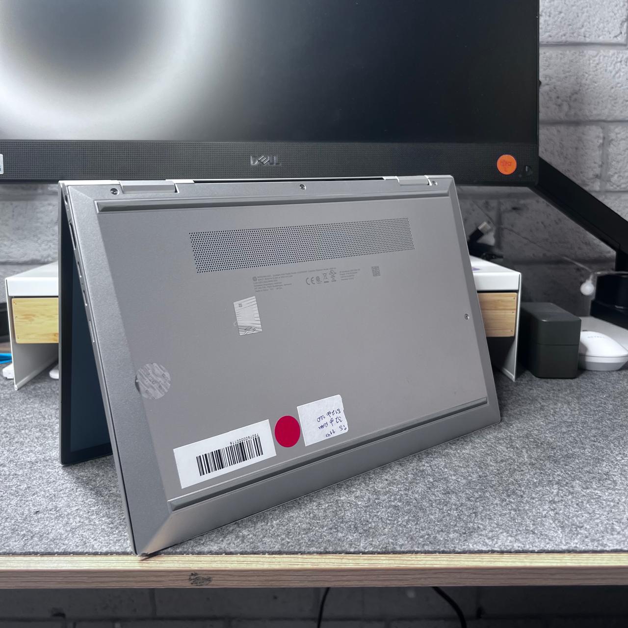 Laptop Hp Elitebook 830 G8 360°