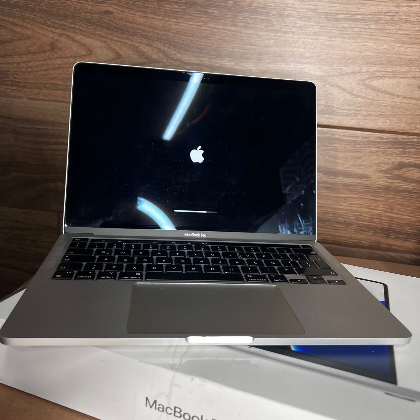 Apple Macbook Pro A2338 M1